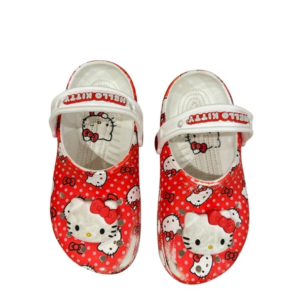 Hello Kitty Polka Dot Red Kids Slippers - Picture 1 of 6